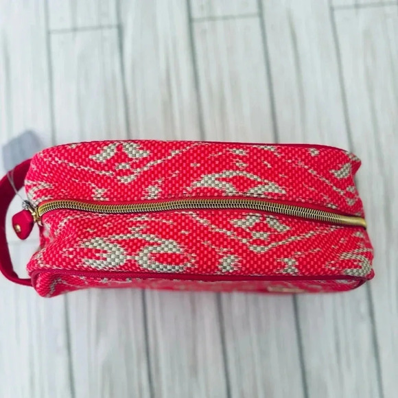 NWT | Stephanie Johnson | Make-Up Toiletry Travel Bag Pink Ikat Print - Picture 3 of 3